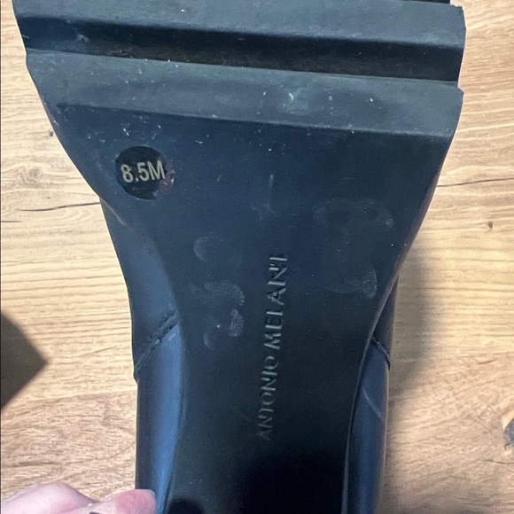 Antonio Melani Black Lug Sole Leather Ankle Boots 4” Block Heel Size 8.5 - Picture 12 of 14